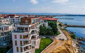 Apartcomplex Golden Bay